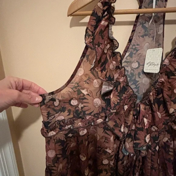 NWT Free People Floral Ruffle V-Neck Sheer Camisole - Brown & Pink - Picture 3 of 9